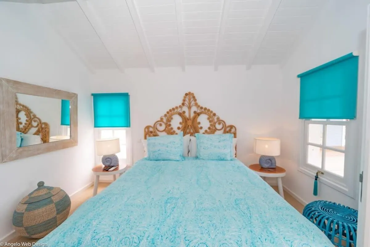 Luxurious Holiday Villa With Immersive Amenities Gustavia