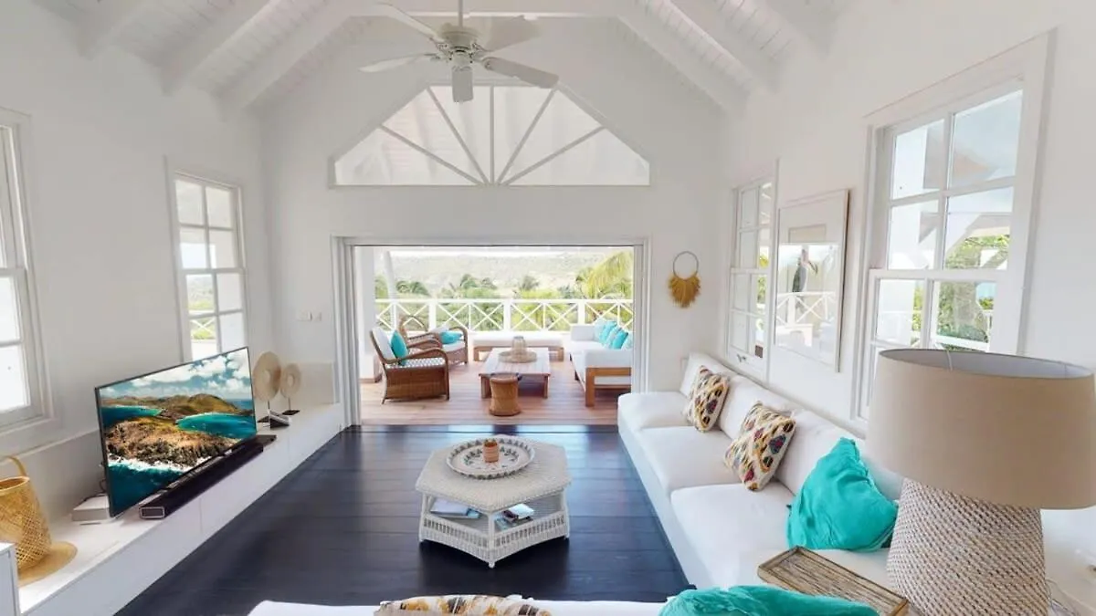Luxurious Holiday Villa With Immersive Amenities Gustavia